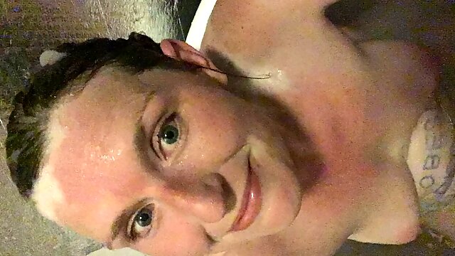 Sweating Fucking, Bath Fuck, Amateur, British, Mature, Orgasm