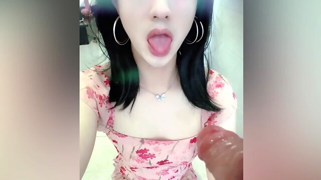 Chinese Cumshot, Femboy Dildo