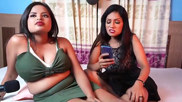 Indian Uncut, Hindi Lesbian