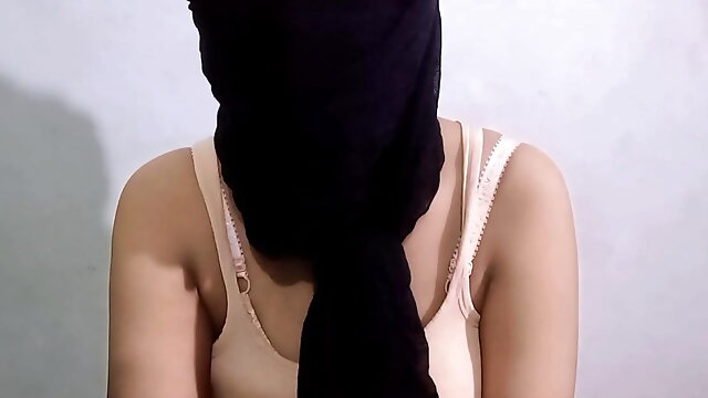 Muslim Wife Fucked by Her Friend Sex Hindi Story and Dirty Talk