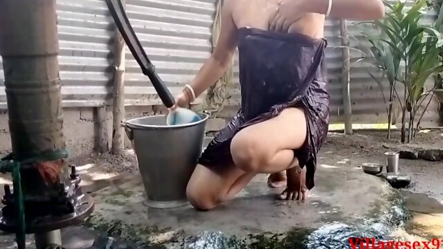 Village Wife Fuck Outdoor In Husband friend