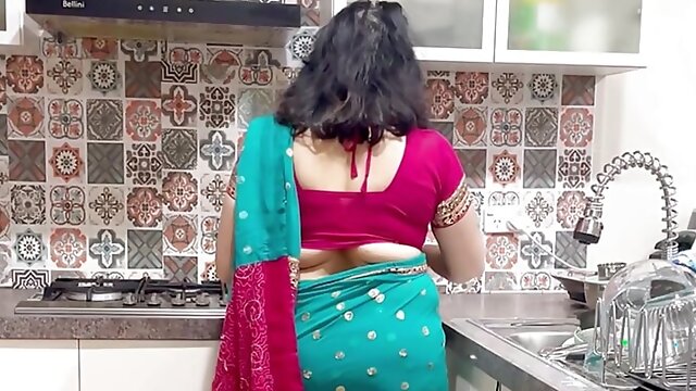 Tamil Bhabhi, Sarees Aunty, Mallu, Kitchen, Wife