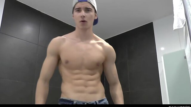 Jared Shaw In Prague Bonus