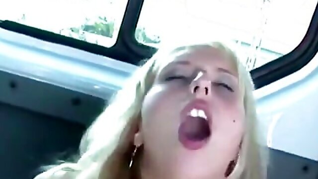 Busty Blonde Babe Loves Sucking a Hard Cock in the Car