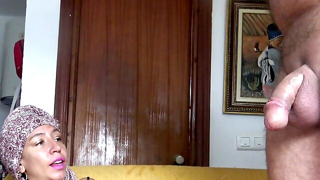 Turkish stepmother lets 18 year old stepson cum inside her mouth