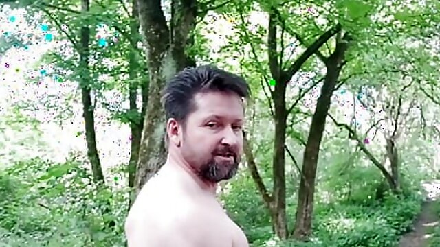 Naked woodland cruise wank