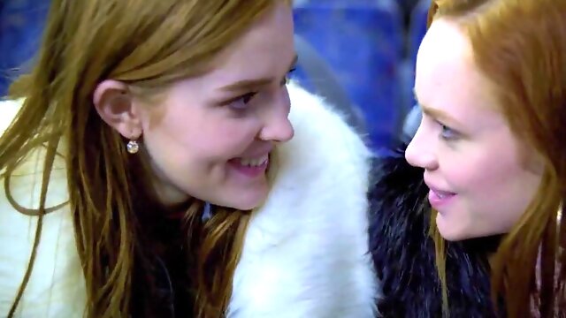 Секс Втроем, Ella Hughes, Jia Lissa, Анал