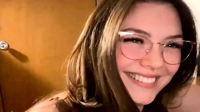 Perfect body, ass and boobs petite teen show