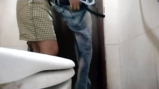 Asian Gay Solo, Toilet Gay Public