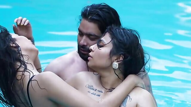 OUTDOOR THREESOME SEX  IN SWIMING POOL