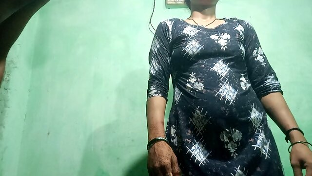 Desi Gand, Pooja, Homemade Village, Village Teen, Bhabhi Showing, Bhabhi Devar