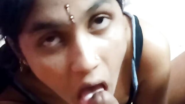 Sucking my Desi bhabhi cock full enjoy my cock