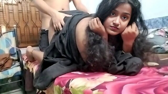 'Bhabhi nahi randi hu, chut chato meri' - Devar bhabhi desi indian sex family taboo