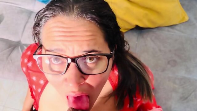 POV I spy on my service employee and she ends up doing oral sex on my cock