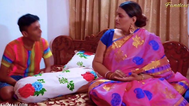 Big Boobs Stepmom Uncut (2024) Fanslove Hindi Hot Short Movie - Priya Ray, Rajsi Verma And Sapna Sappu