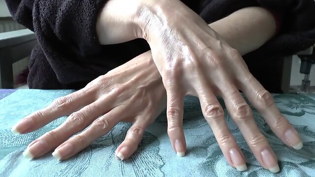 Beautiful Hands - Close-ups