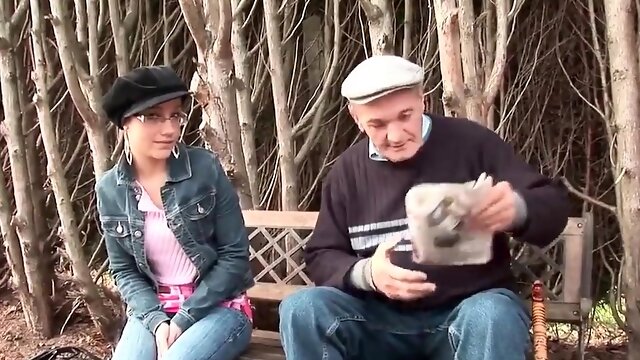 Jeune Et Jolie French