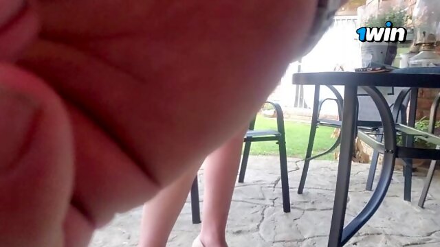 Mutual masturbation with my best friends girlfriend outdoors