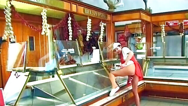 Bueautiful German babe fucked in the sausage shop