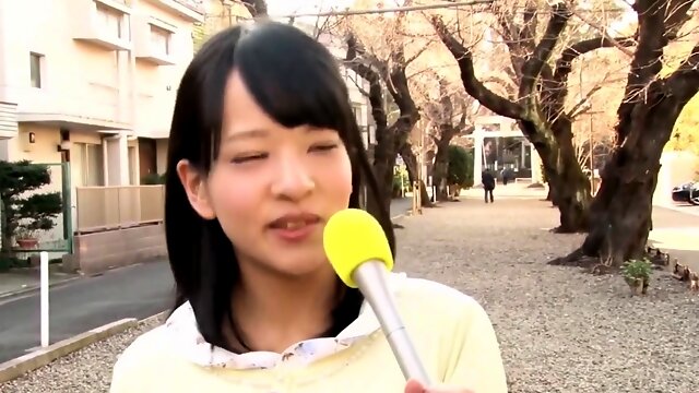 ENG SUBS - Teeny Tiny Japanese Newscaster Trying To Do Her