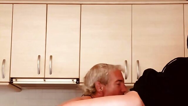 Wildspaincouple, Pussy Eating, Mom, Creampie