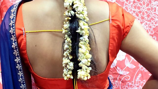 Saree Romance, Pissing Desi, Indian