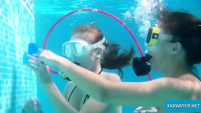 Al Aire Libre, Bajo El Agua