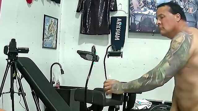 Pussy Pumping on the Fuckbench. MILF Rewarded for Just Taking It up the Ass in the Gynochair. View 5