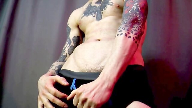 Wordy messy chatting Hunk with Huge Cum Load