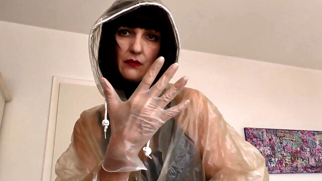 Rubber Handjob, German, Mature, Dildo