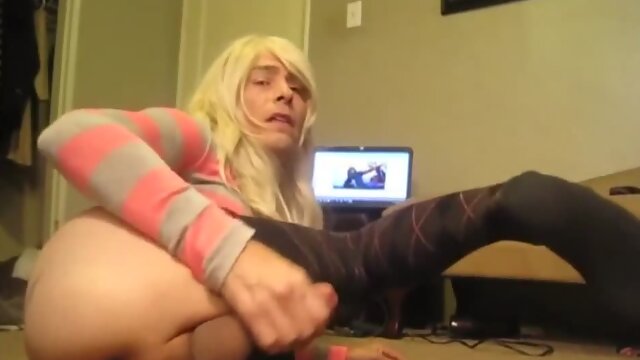 Pantyhose Cumshots, Homemade Femboy