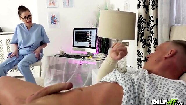 Scarlet Louise - Gilf Nurse Creampie Suprise