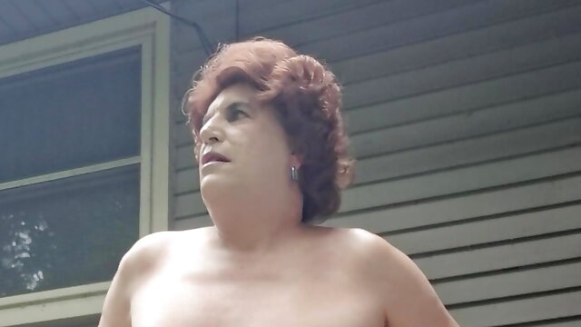 Plump curvy gurl getting naked outside!