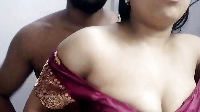 Indian Desi Wife Aishwarya Fucked In Hot Saree. Indian Desi Hot Wife Video.