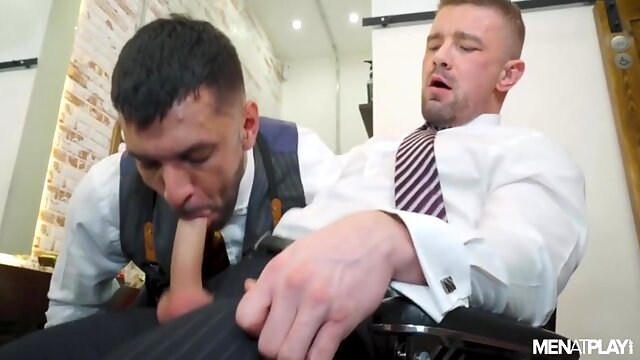 The Barber And The Guy - Matt Polaco(matt Dacosta) & Oskar Ivan 1080p