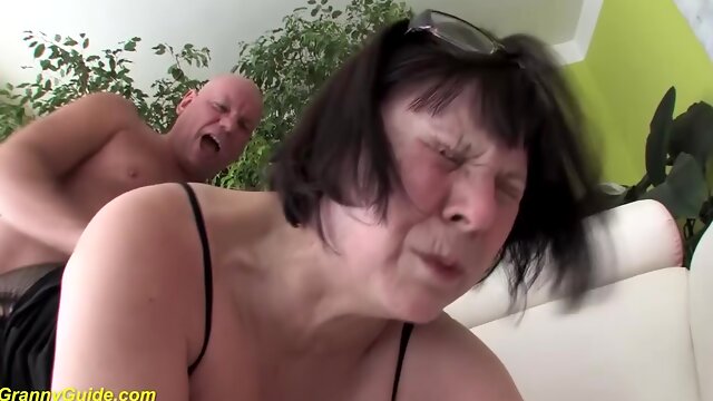 Chubby 68 years old Step mom first time big cock fucked