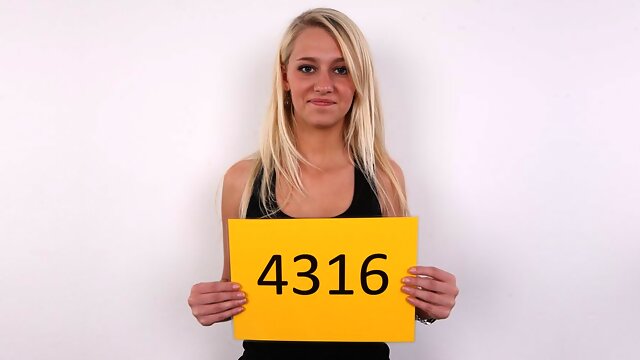 CZECH CASTING - 1St Porn Casting Excited Tereza (4316)