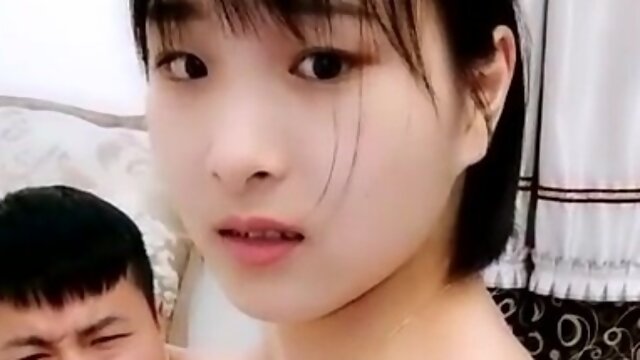 Chinese teens 18+ live chat with mobile phone.389