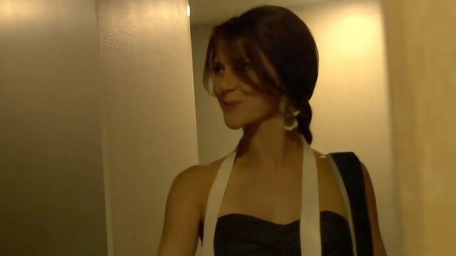 Tonights Girlfriend: Jenni Lee