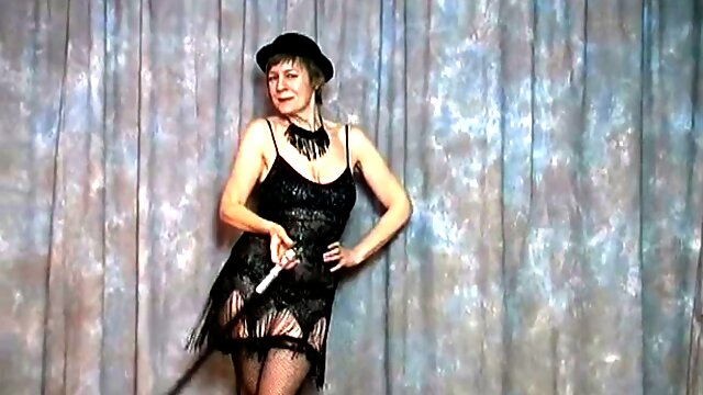 Vintage Solo Striptease, Cabaret