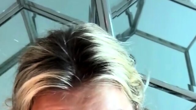 Stepsister begs for hot cumload after wild ride of fucking