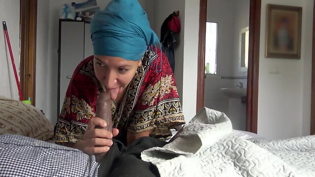 This Turkish Granny Is Shocked !!! I Take Out My Big Black Cock In Front Of Her