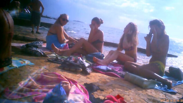 Beach Dick Flash, Girls Beach, Hidden Cam Beach, Hidden Group, Funny