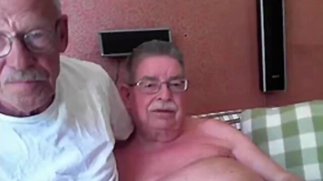 Silver Daddies Webcam Display