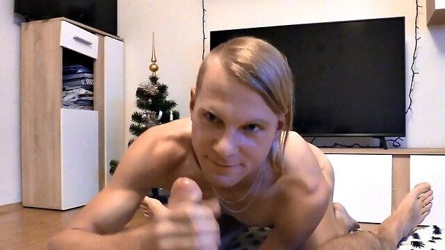 Euro Stud goes gay in POV for cash till cumshot