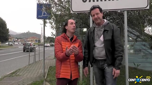 Sperma Drinnen, Rudelbumsen, Gangbang, Amateure, Strümpfe, Gruppe, Anal