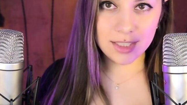 HoneyGirl ASMR - Ear Licking