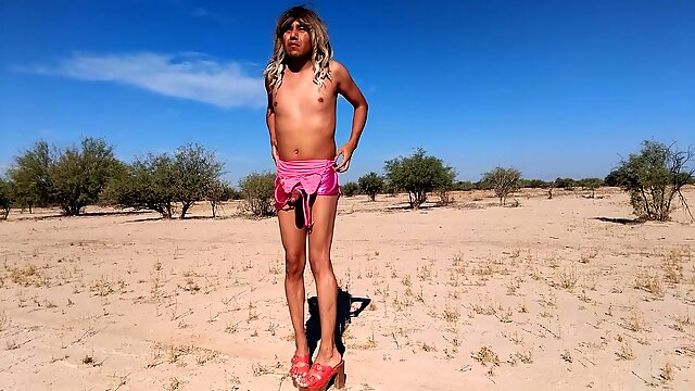 Gay Solo Outdoor, Gay Crossdresser, Cute Gay, Gay Public, Heels Gay