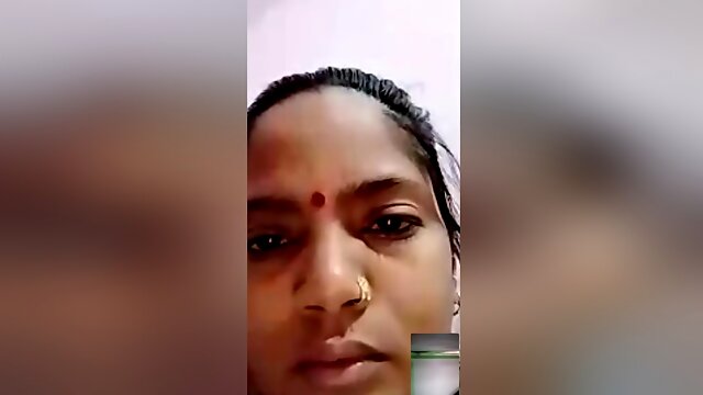 Indian Bhabhi Solo, Webcam