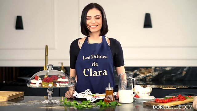 Claras Delights - Clara Mia